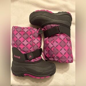 Kamik little girl snow boots